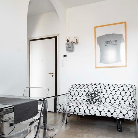 ミラノLuvi - Alzaia Naviglio Paveseアパートメント エクステリア 写真